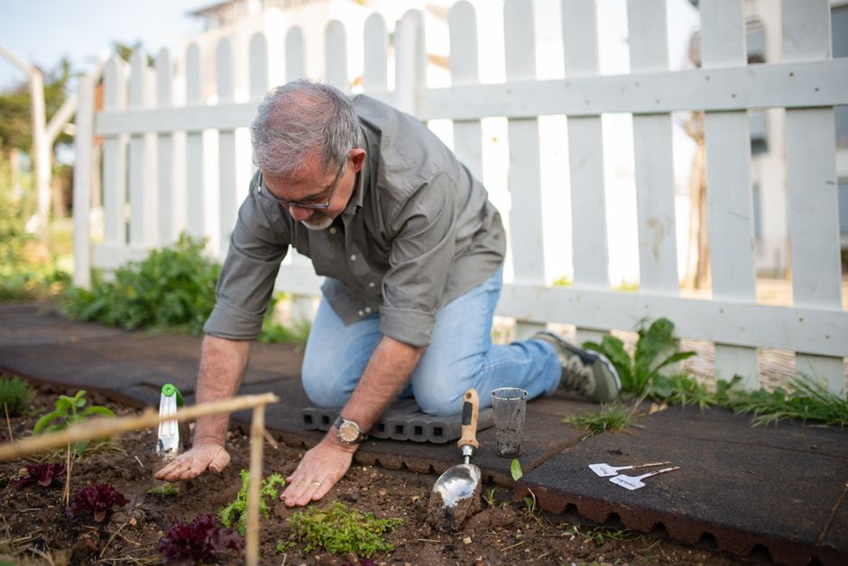 Slimme technologie voor duurzame tuinbewatering. Slimme technologie voor duurzame tuinbewatering.